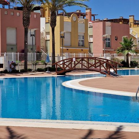 Precioso Bajo Con Jardin En Vera Exteriér fotografie